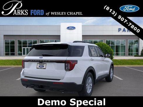 New 2026 Ford Explorer Active image 8