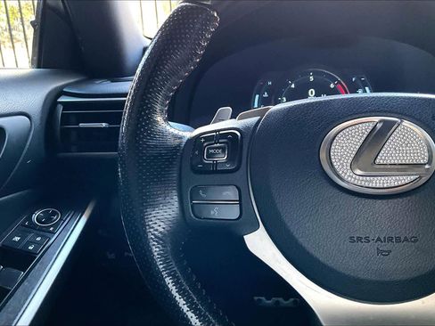Used 2019 Lexus IS 300 F Sport image 23