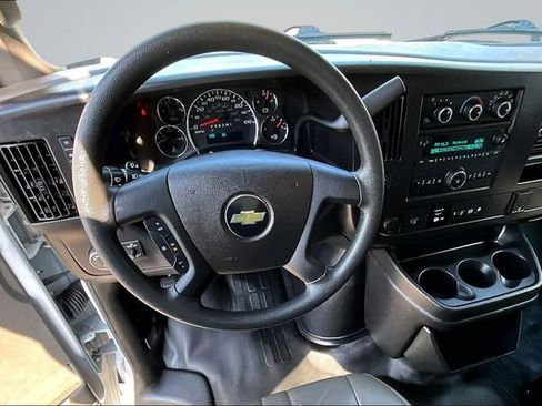 Used 2022 Chevrolet Express 2500 w/ Driver Convenience Package image 8