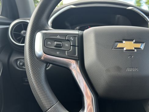 Used 2024 Chevrolet Blazer LT w/ Convenience Package FWD image 18