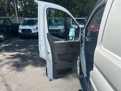 Used 2025 Ford Transit 250 Low Roof w/ Exterior Upgrade Package RWD image 12