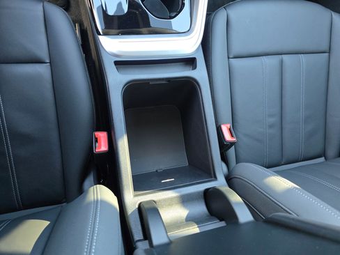 Certified 2025 Audi Q5 Premium w/ Convenience Package image 25