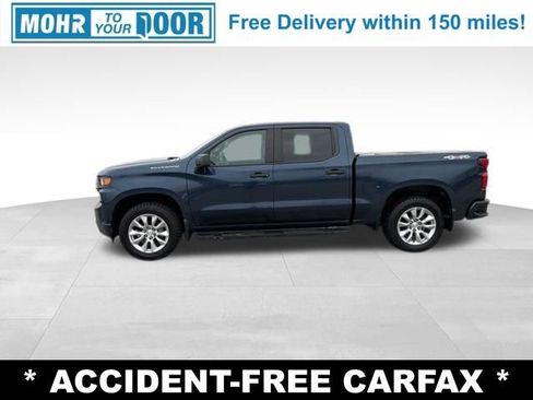 Used 2020 Chevrolet Silverado 1500 Custom w/ Custom Convenience Package image 2
