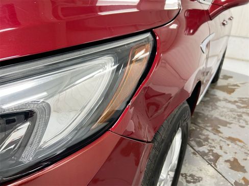 Used 2019 Buick Enclave Essence image 31