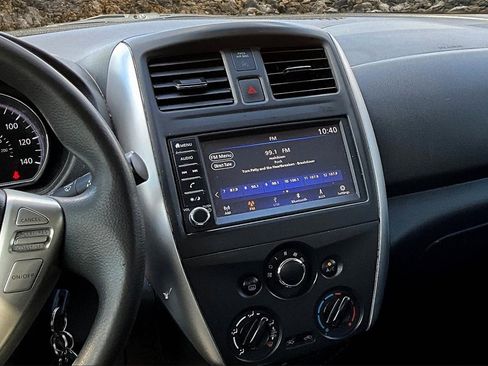 Used 2018 Nissan Versa SV image 6