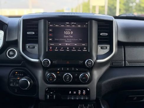 Used 2019 RAM 1500 Big Horn AWD/4WD image 16