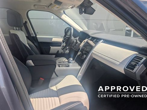 Used 2025 Land Rover Discovery S AWD/4WD image 11