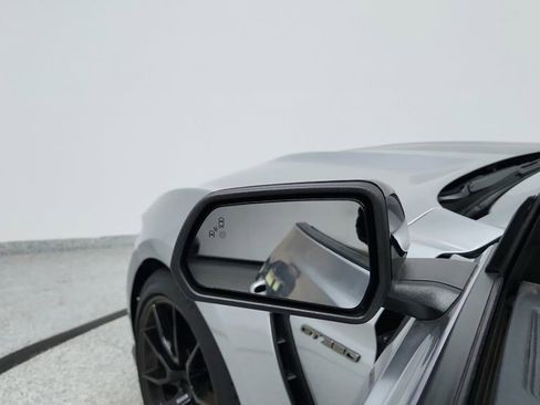 Used 2020 Ford Mustang Shelby GT350 w/ Technology Package image 17