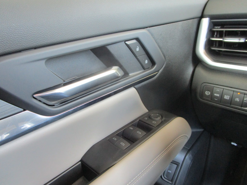 New 2027 GMC Terrain Elevation w/ Elevation Premium Package FWD image 42