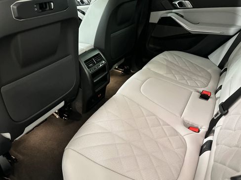 New 2026 BMW X5 xDrive40i w/ M Sport Package image 4