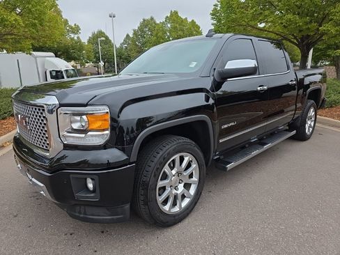 Used 2015 GMC Sierra 1500 Denali w/ Driver Alert Package image 2