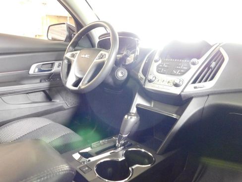 Used 2017 GMC Terrain SLE w/ Nightfall Package image 16