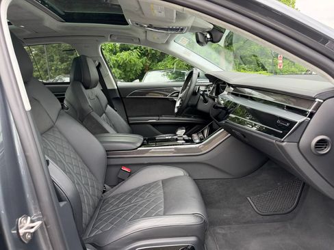 Used 2020 Audi S8 L w/ S8 Executive Package AWD/4WD image 20