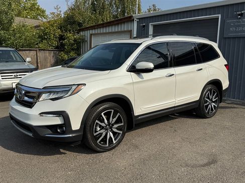 Used 2020 Honda Pilot Touring image 3