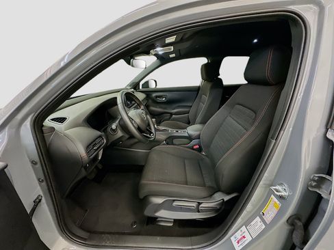 Used 2025 Honda HR-V Sport image 13