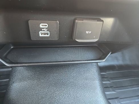 Used 2021 Ford F150 XL image 17