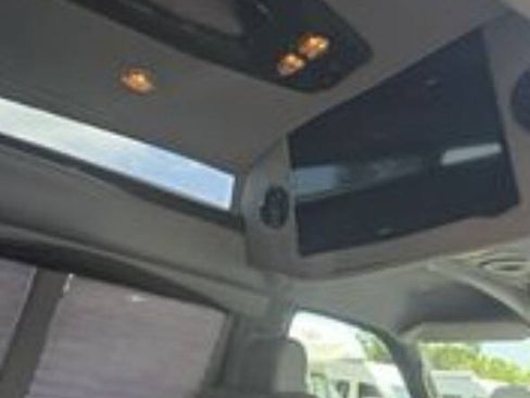 Used 2018 Chevrolet Express 2500 w/ Enhanced Convenience Package RWD image 16