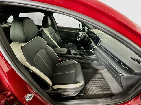 Used 2025 Kia K5 GT-Line w/ GT-Line Premium Package FWD image 31