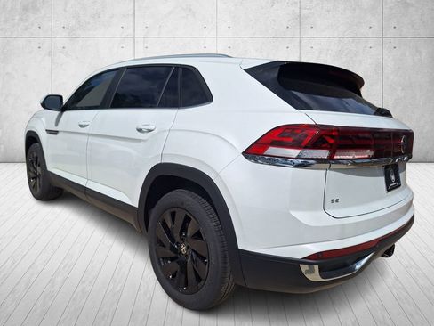 New 2026 Volkswagen Atlas Cross Sport SE image 3