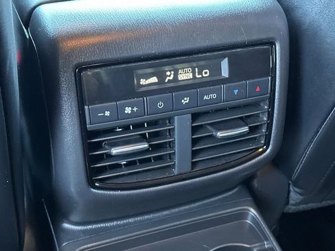 Used 2021 MAZDA CX-9 Touring w/ Touring Premium Package FWD image 14