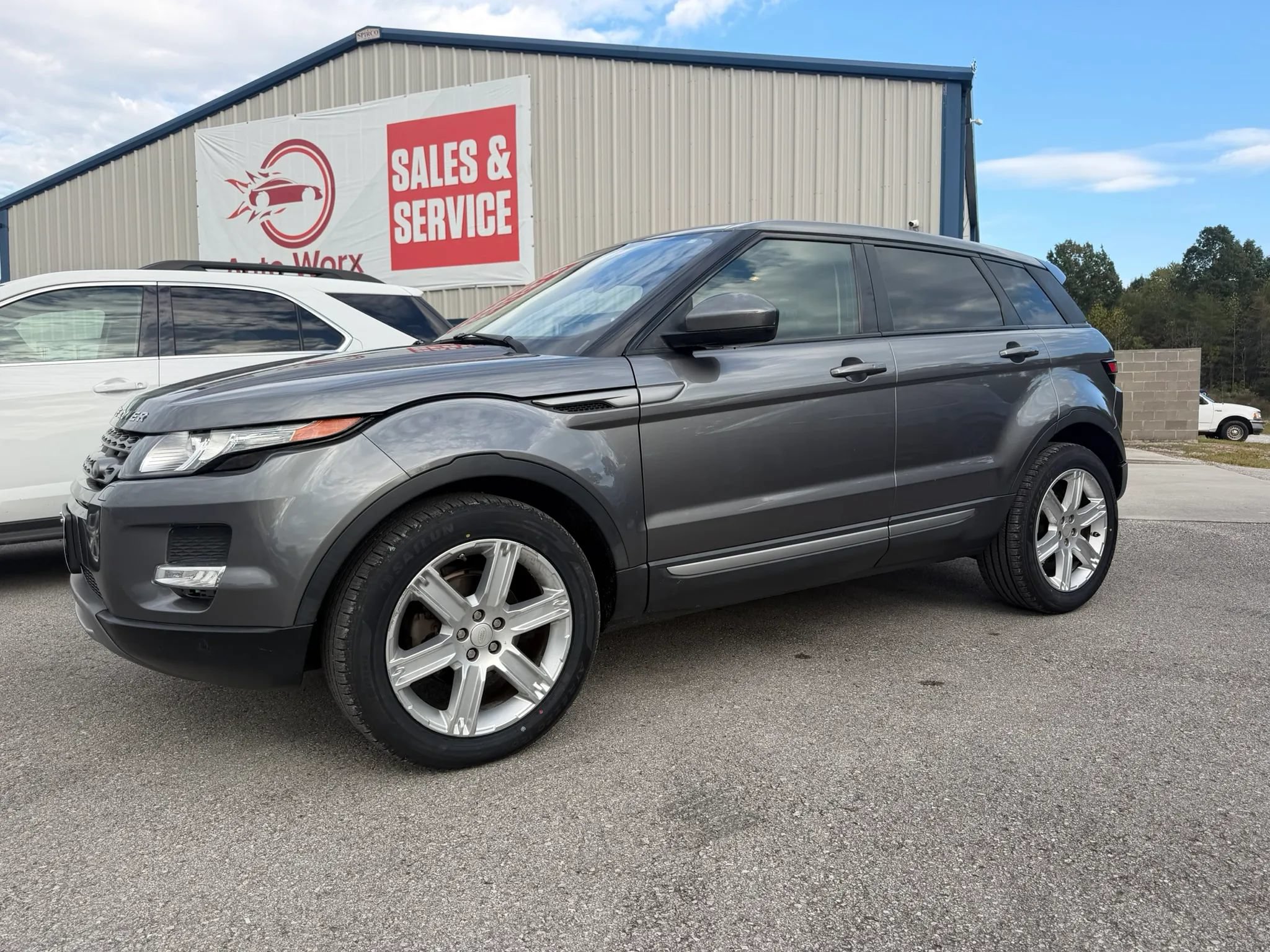 Used 2015 Land Rover Range Rover Evoque Pure Plus AWD/4WD image 4