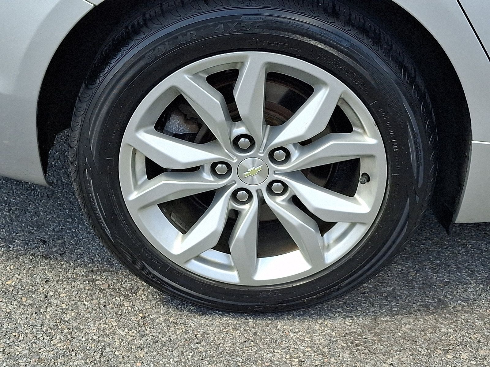 Used 2016 Chevrolet Impala LT FWD image 8