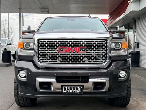 Used 2016 GMC Sierra 2500 Denali w/ Duramax Plus Package image 7