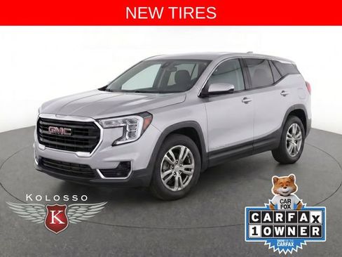 Used 2024 GMC Terrain SLE AWD/4WD image 1