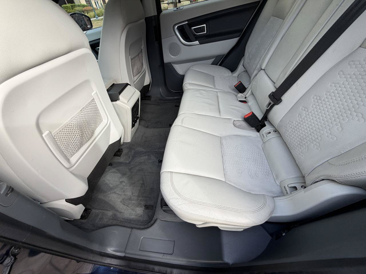 Used 2016 Land Rover Discovery Sport SE AWD/4WD image 34