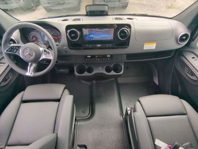 New 2025 Mercedes-Benz Sprinter 2500