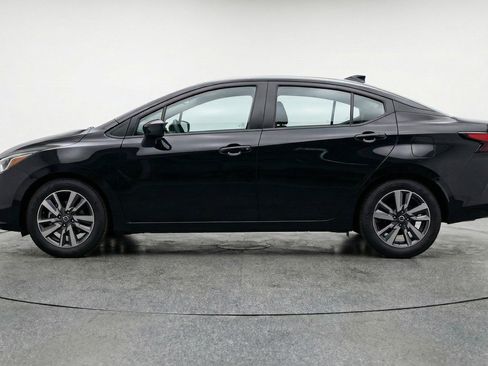 Used 2025 Nissan Versa SV image 5