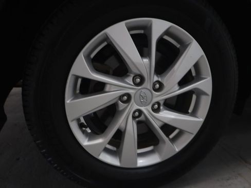 Used 2019 Hyundai Tucson SE FWD image 32