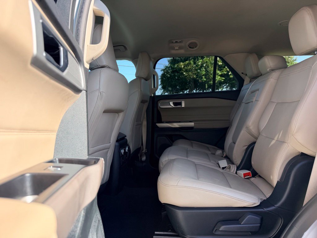 Certified 2023 Ford Explorer Limited AWD/4WD image 16