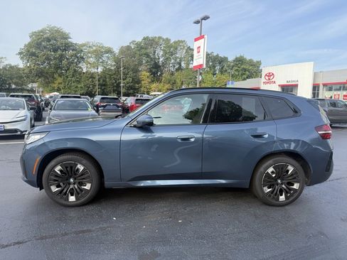 Used 2025 BMW X3 xDrive30i w/ M Sport Package image 3