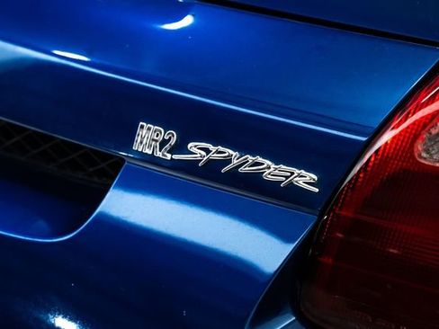 Used 2001 Toyota MR2 image 13