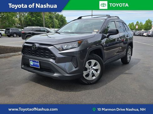 Used 2021 Toyota RAV4 LE AWD/4WD image 1