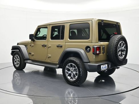 Used 2025 Jeep Wrangler Unlimited Sport AWD/4WD image 7