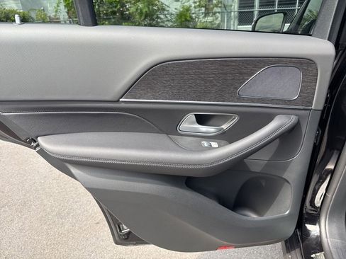 New 2026 Mercedes-Benz GLE 350 4MATIC image 17