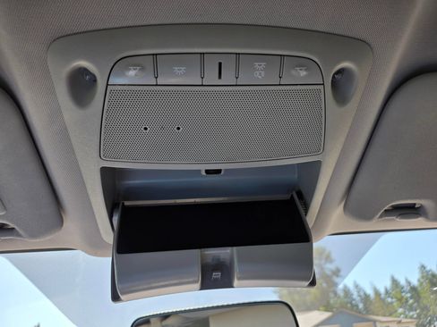 Used 2019 Nissan Rogue Sport S AWD/4WD image 16