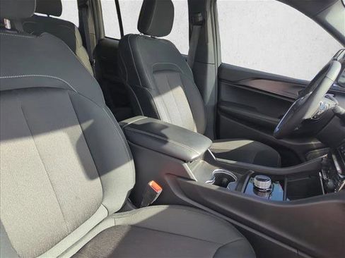 Used 2025 Jeep Grand Cherokee Laredo w/ Luxury Tech Group I image 18