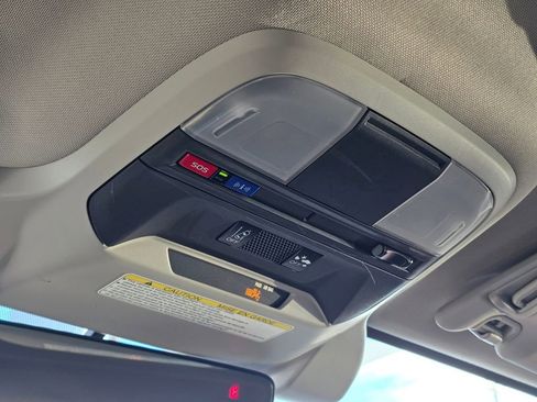 Used 2022 Subaru Crosstrek 2.0i Premium w/ Popular Package #4A image 32