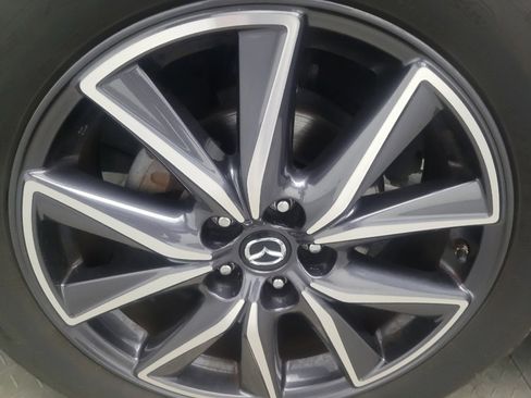 Used 2018 MAZDA CX-5 Touring w/ Preferred Equipment Package AWD/4WD image 31
