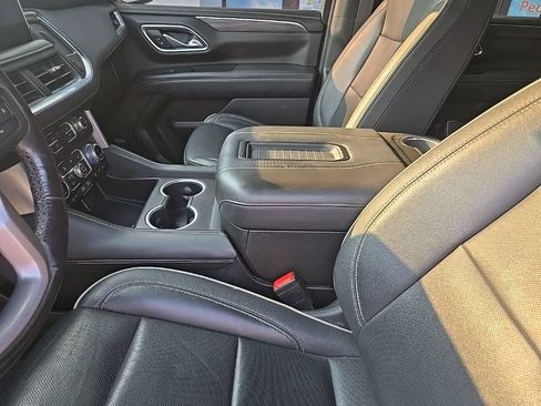 Used 2021 GMC Yukon SLT w/ SLT Premium Package AWD/4WD image 43