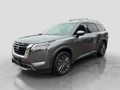 Certified 2024 Nissan Pathfinder SL w/ SL Premium Package AWD/4WD image 1