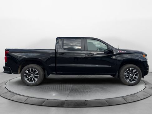 Used 2024 Chevrolet Silverado 1500 RST AWD/4WD image 2