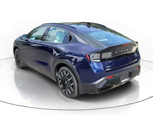New 2026 Nissan Leaf Platinum+ FWD image 3