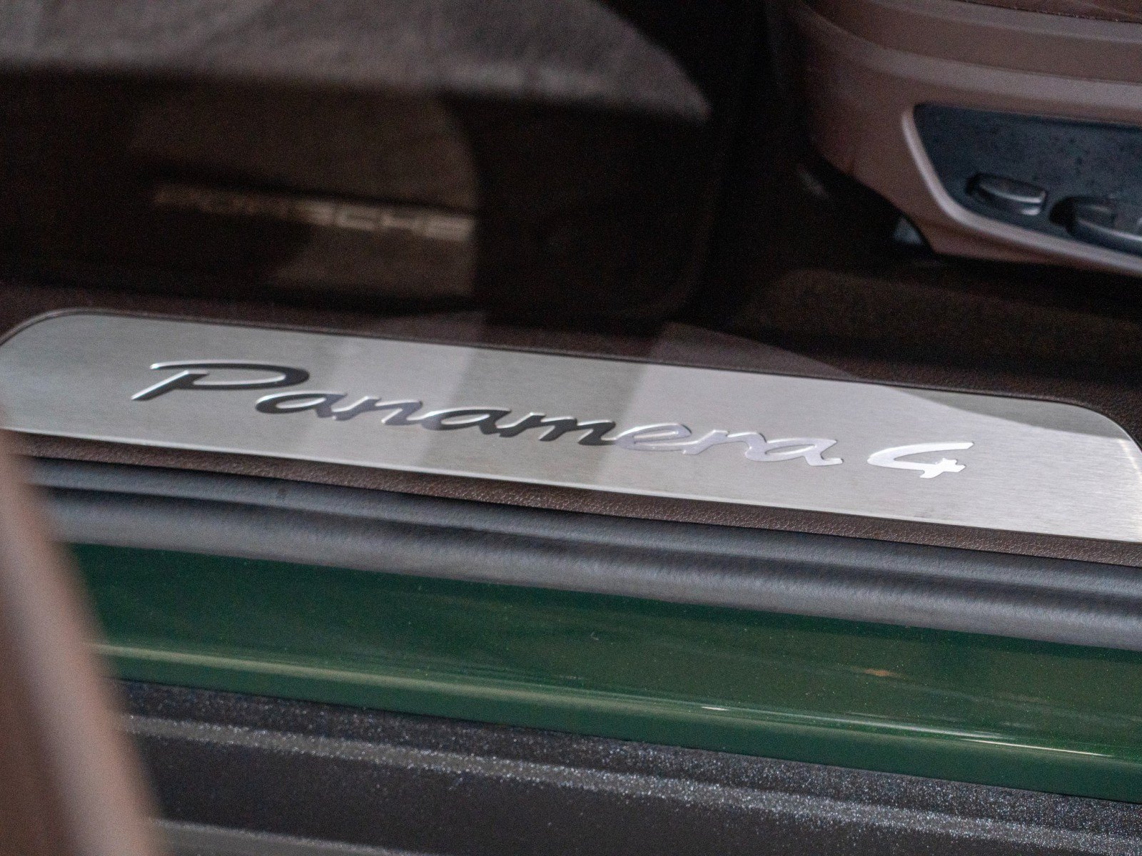 Certified 2026 Porsche Panamera 4 AWD/4WD image 12