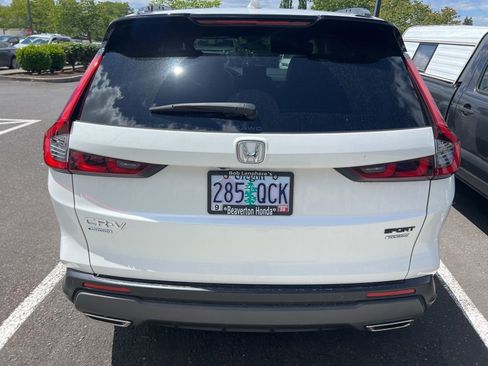 Used 2025 Honda CR-V Sport Touring image 10