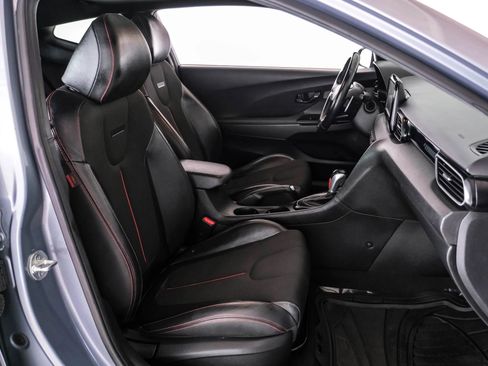 Used 2021 Hyundai Veloster 2.0 Premium FWD image 33
