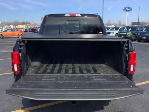 Used 2018 Ford F150 Lariat w/ Equipment Group 501A Mid image 6